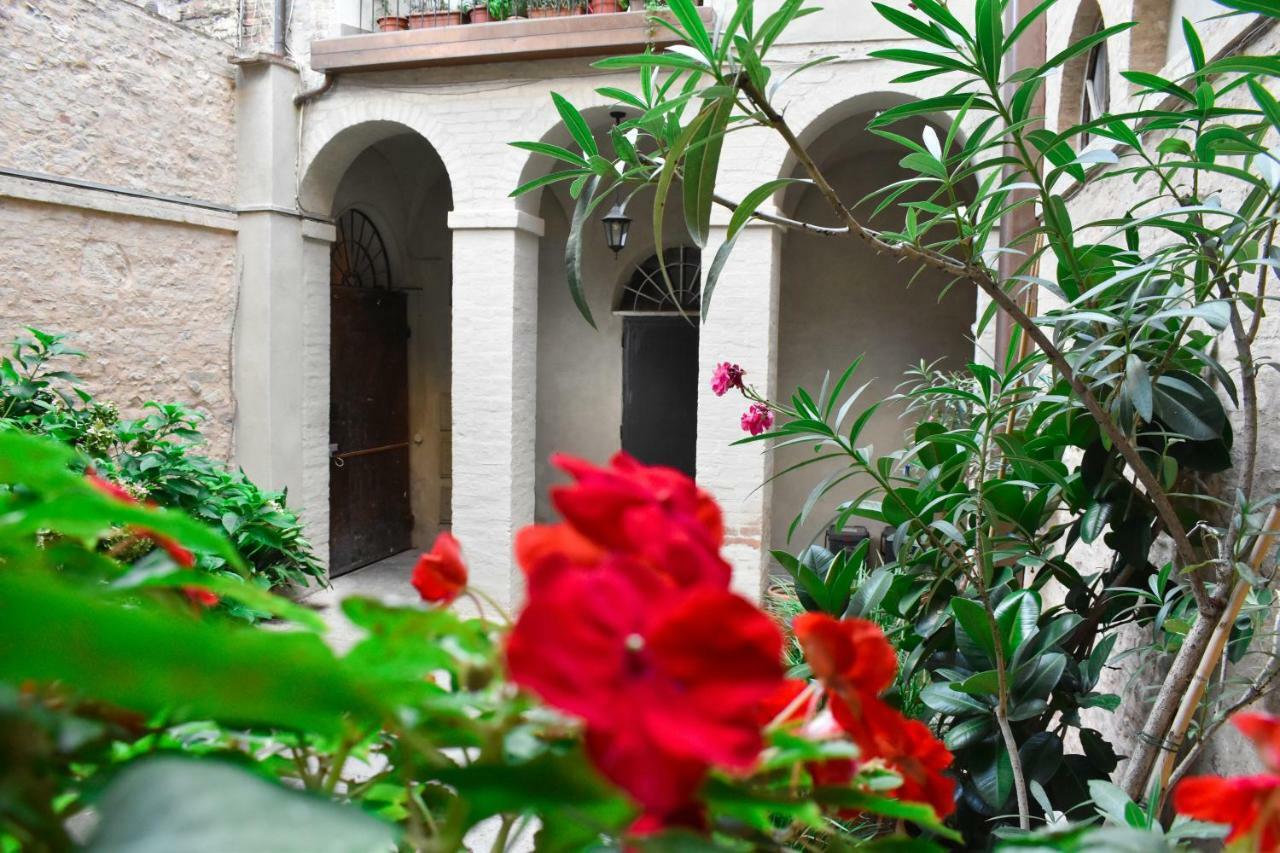 Il Nido Del Canterino Perugia Exteriér fotografie